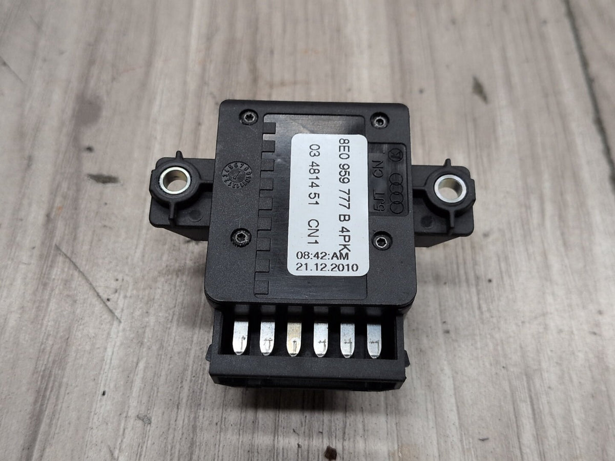 2008-2017 Audi S5 8T Front Right Passenger Seat Lumbar Control Switch 8E0959777B4PK