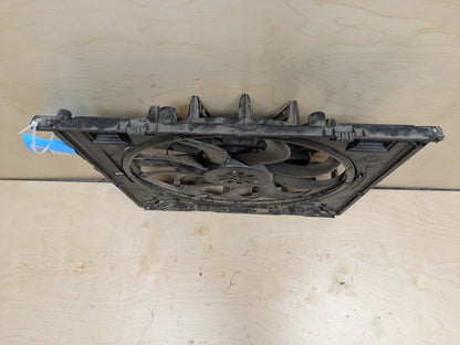 2018 - 2024 BMW X3 G01 Radiator Fan Shroud Housing w/ Motor 8487636 B46B20O1