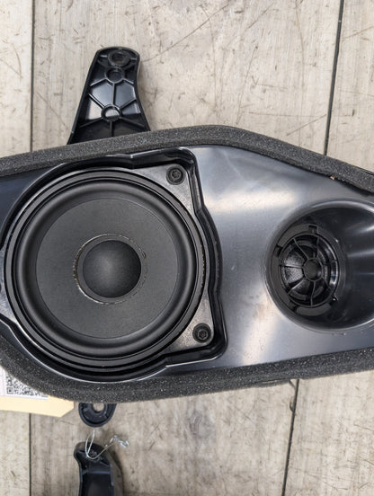 19-23 OEM BMW G05 X5 Rear Left Right D Pillar MID Range Speaker Tweeter