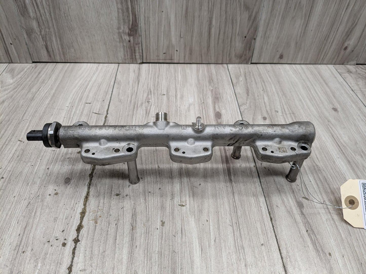 2023 - 2026 BMW M2 G87 Engine Motor Fuel Injector Rail Line 8665631 S58B30T0
