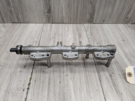 2023 - 2026 BMW M2 G87 Engine Motor Fuel Injector Rail Line 8665631 S58B30T0
