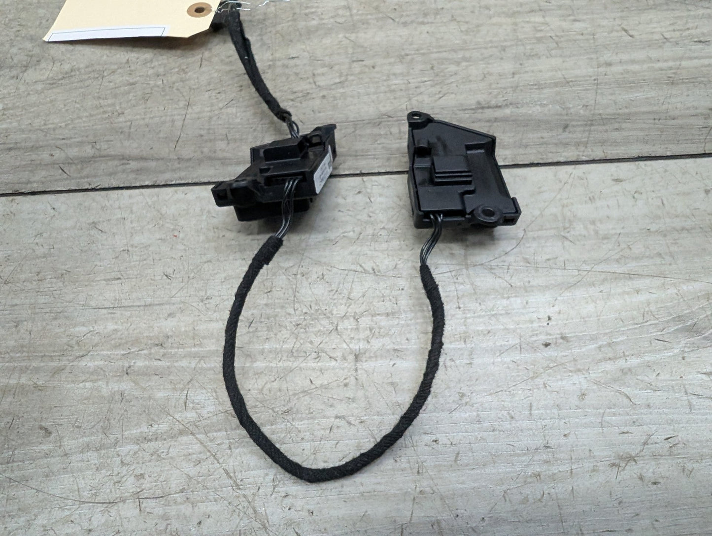 2008-2013 BMW 128i E82 Steering Wheel Switch Buttons 9123289