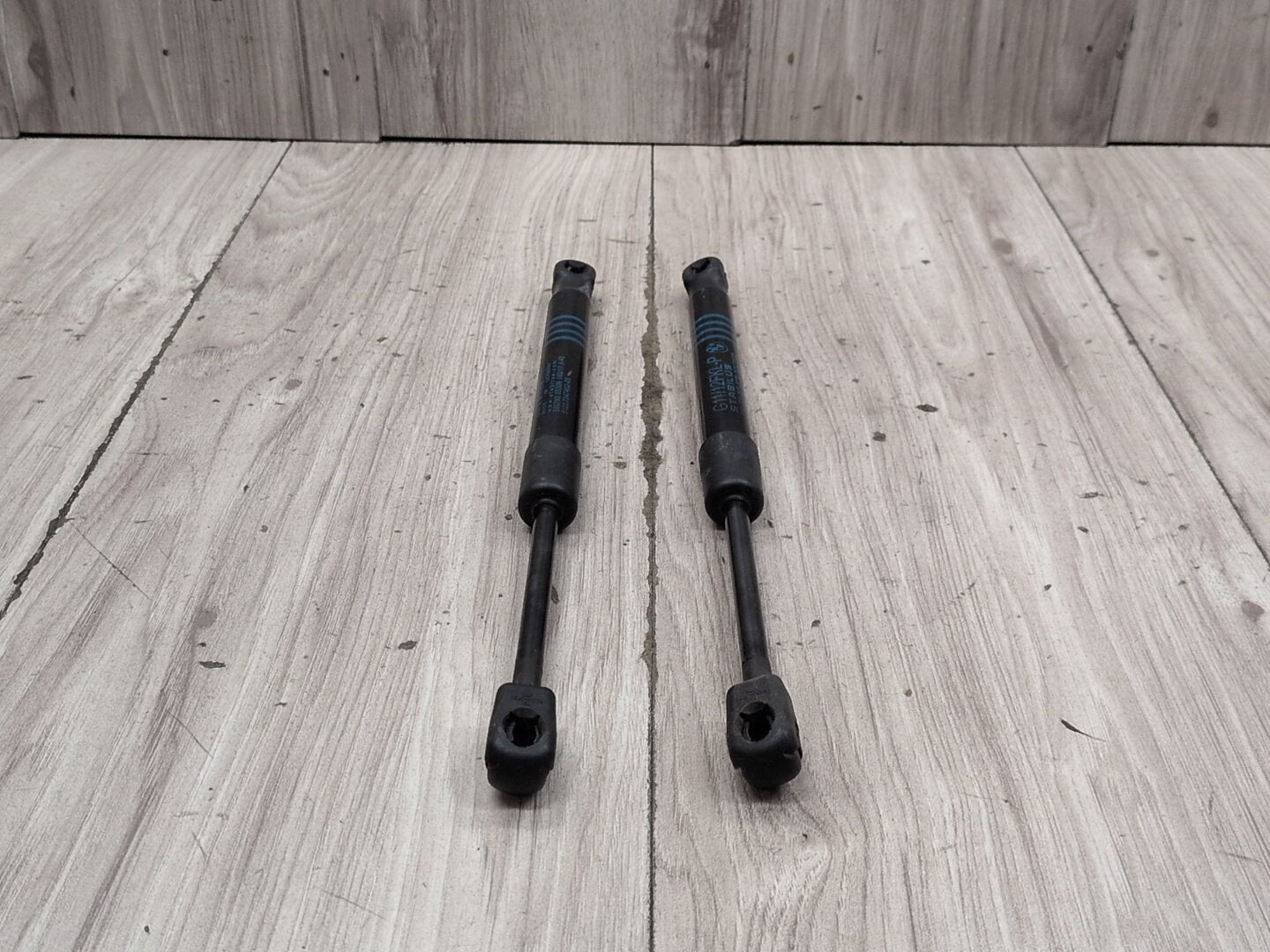 2016-2022 BMW 750i G12 Left Right Hood Bonnet Gas Strut Shock Supports SET 7347402 OEM
