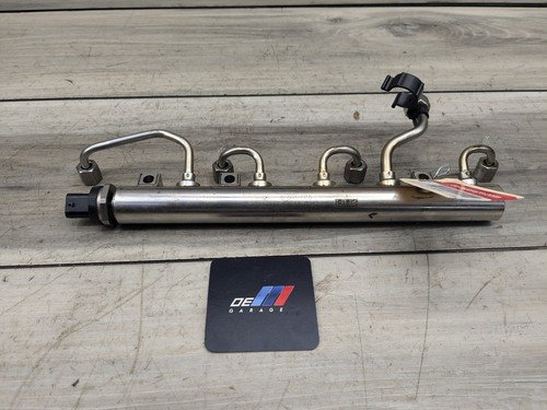 16-19 OEM BMW G12 750 G30 M550 Left Engine N63R Fuel Injector Rail Lines 1-4