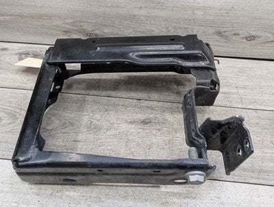 OEM BMW G20 G22 G23 G26 Front Right Passenger Radiator Reinforcement Bracket
