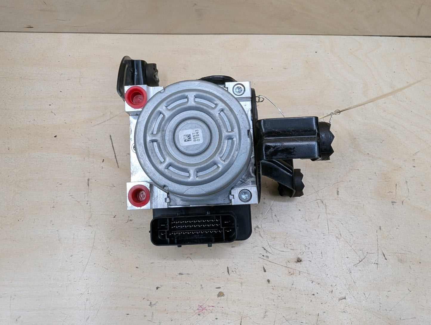 2012-2018 BMW 328i F30 ABS Pump Module 6869726