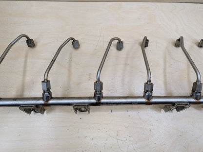 2007-2013 BMW E93 335i N54B30A Engine Motor Fuel Injector Rail Line 7575480