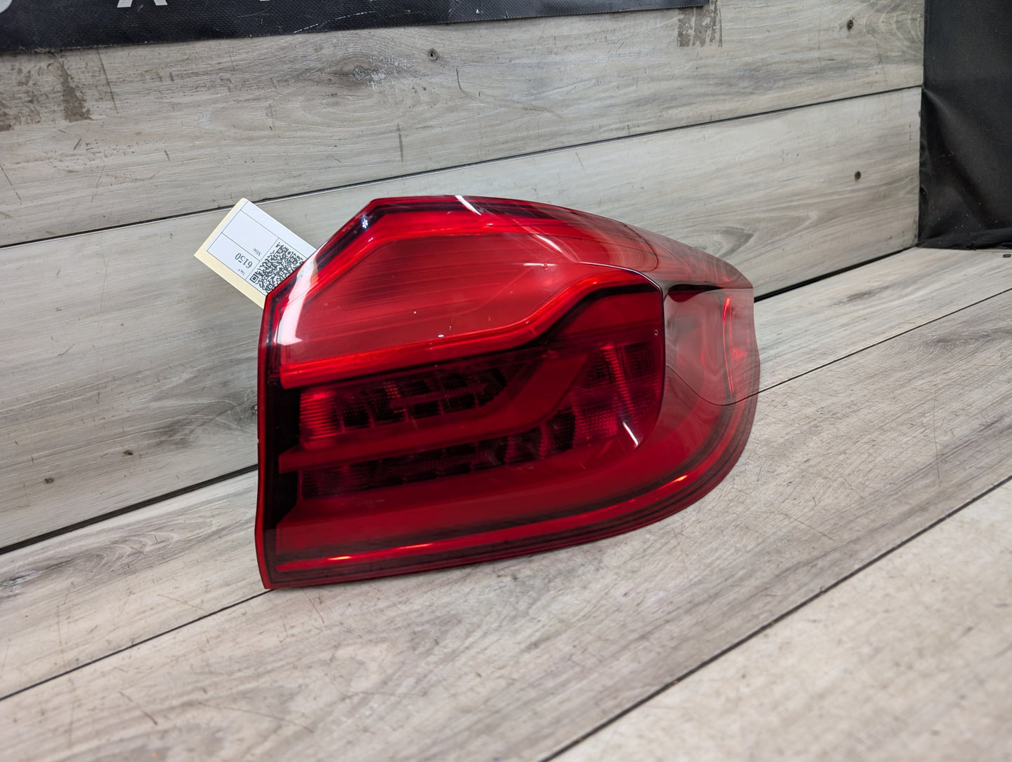 17-20 OEM BMW F90 G30 530 540 M550 M5 Rear Passenger Side Outer Tail Light
