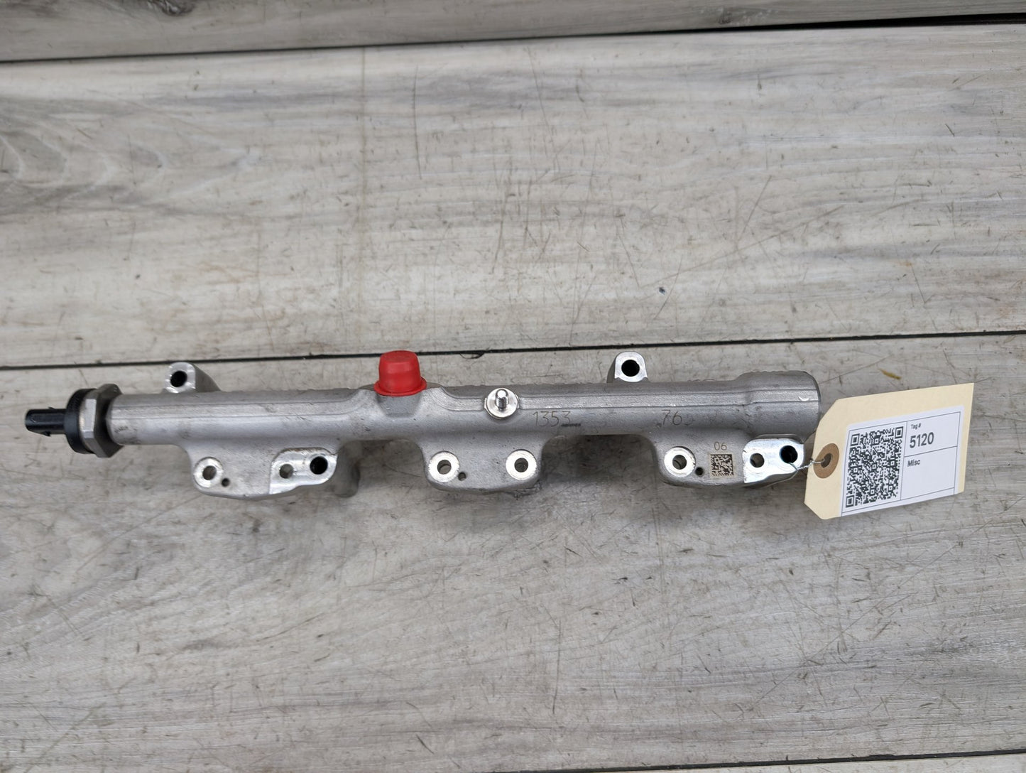 OEM BMW F30 G30 M240 340 440 540 740 Engine Pressure Fuel Injector Rail Line B58