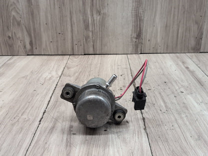 2004-2010 BMW E64 M6 S85B50A Engine Motor Vacuum Pump 6769029
