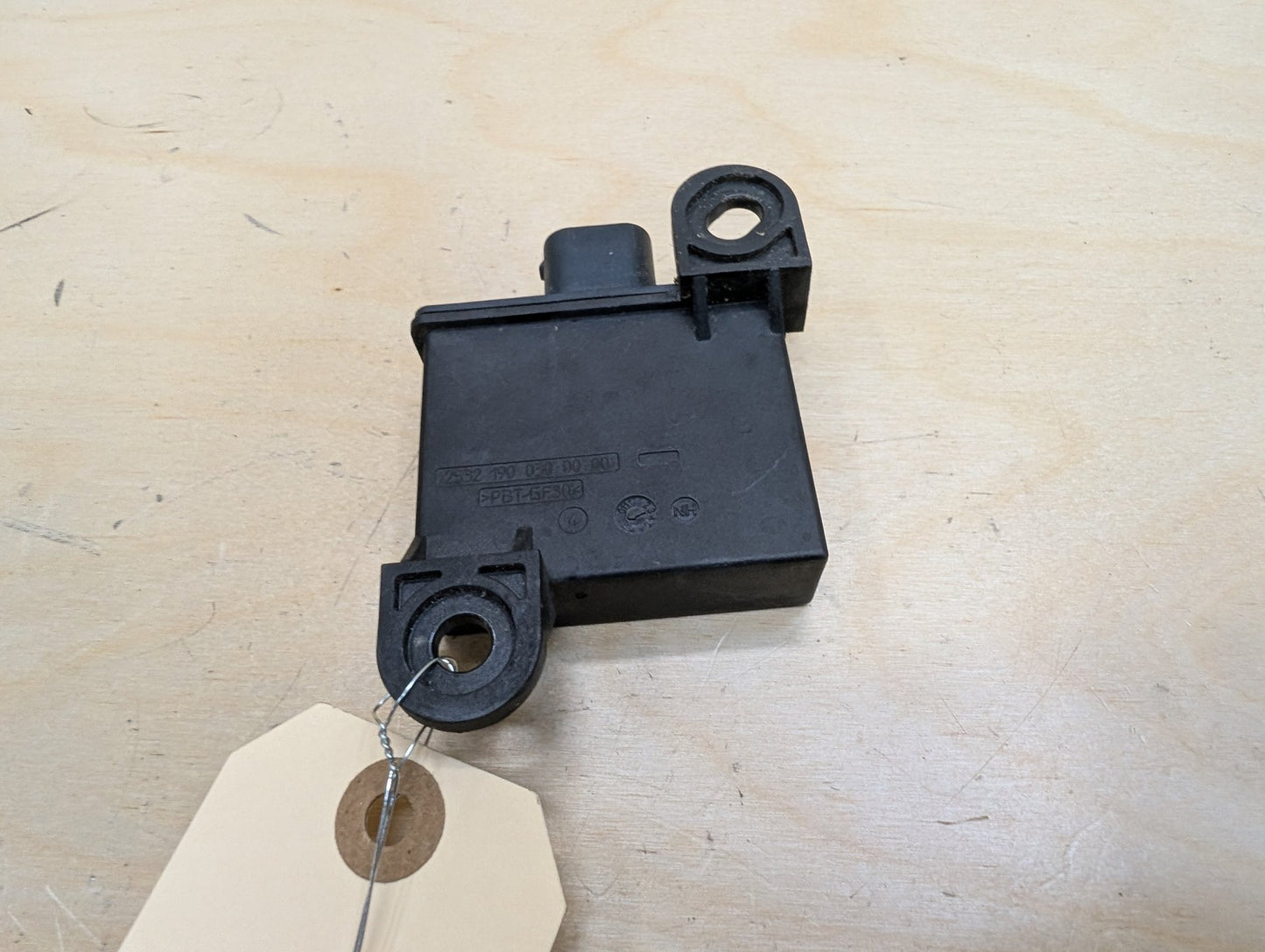 OEM BMW E85 E88 E90 E92 Z4 Transmitter Tire Pressure Monitor Sensor TPMS RDC