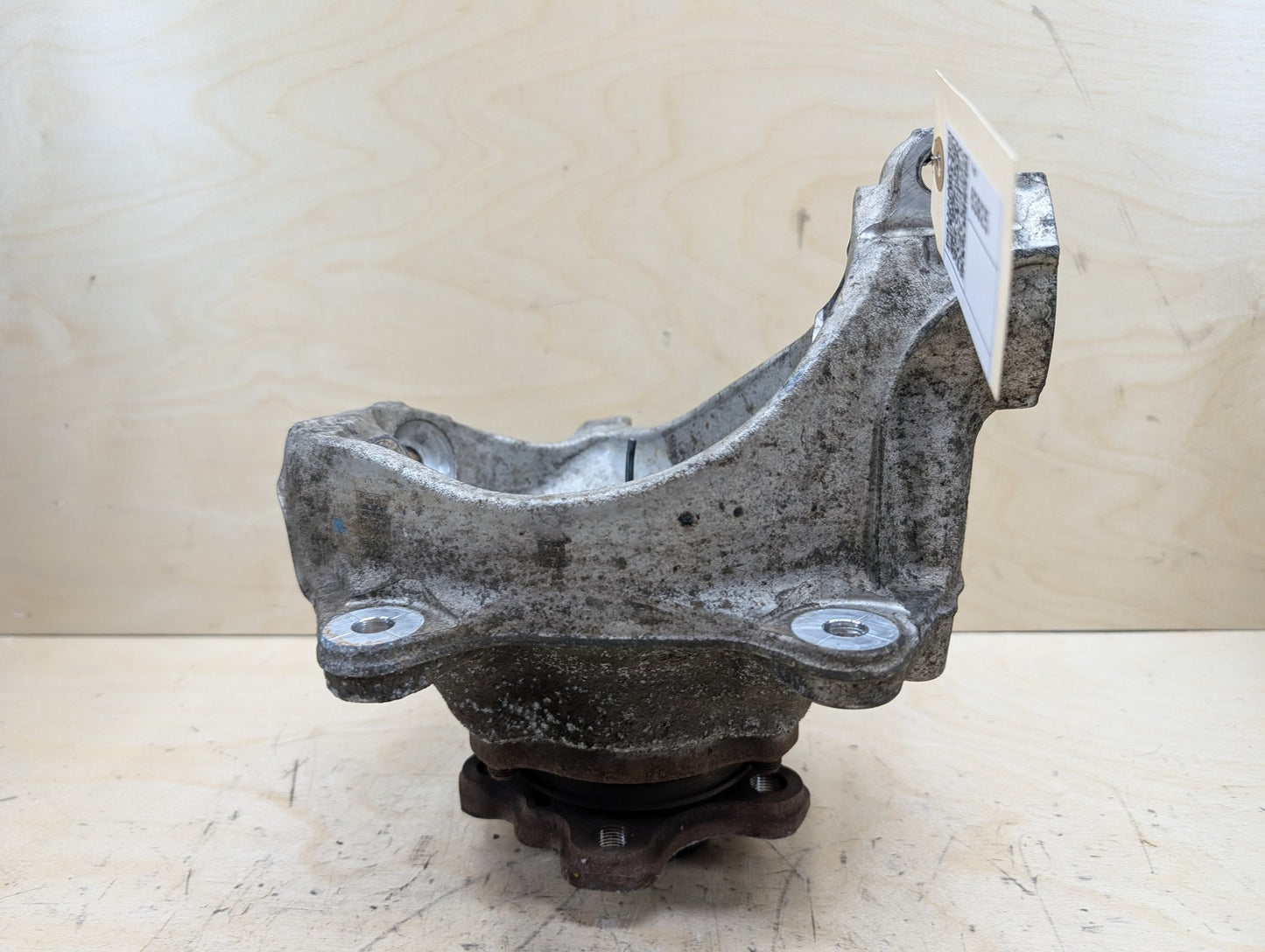 2018-2024 BMW X3 G01 Front Right Passenger Spindle Knuckle w/ Bearing 6882596