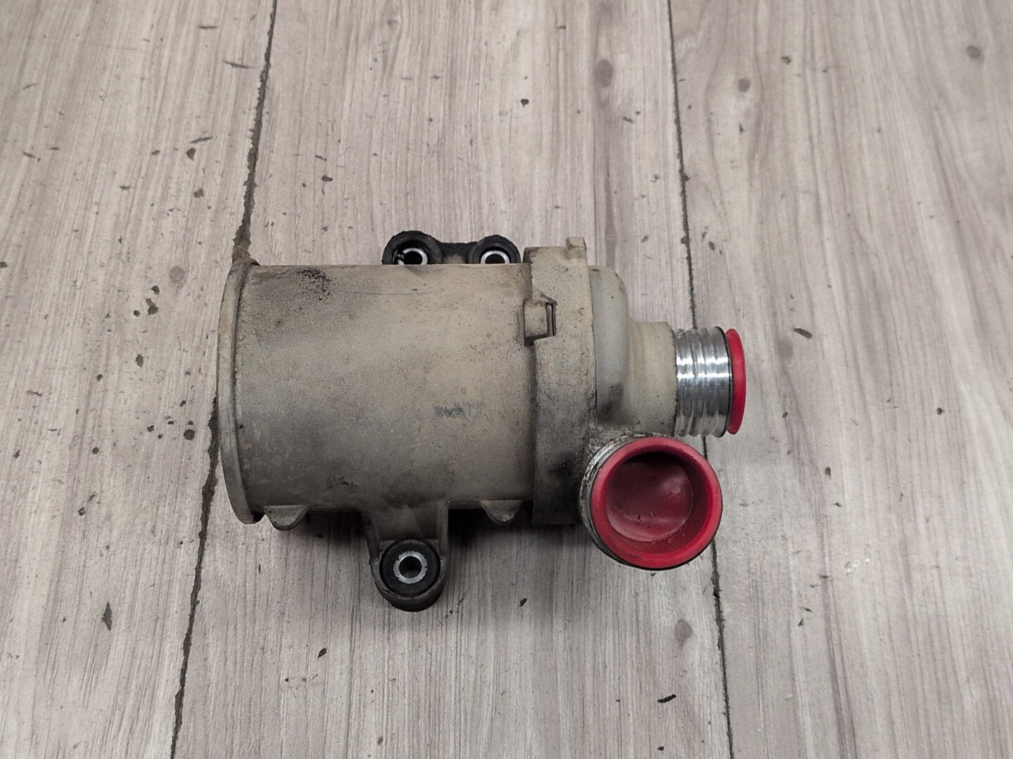 OEM BMW F10 F15 F22 F30 F32 F33 F36 F87 Engine N55 Auxiliary Water Pump Cooling