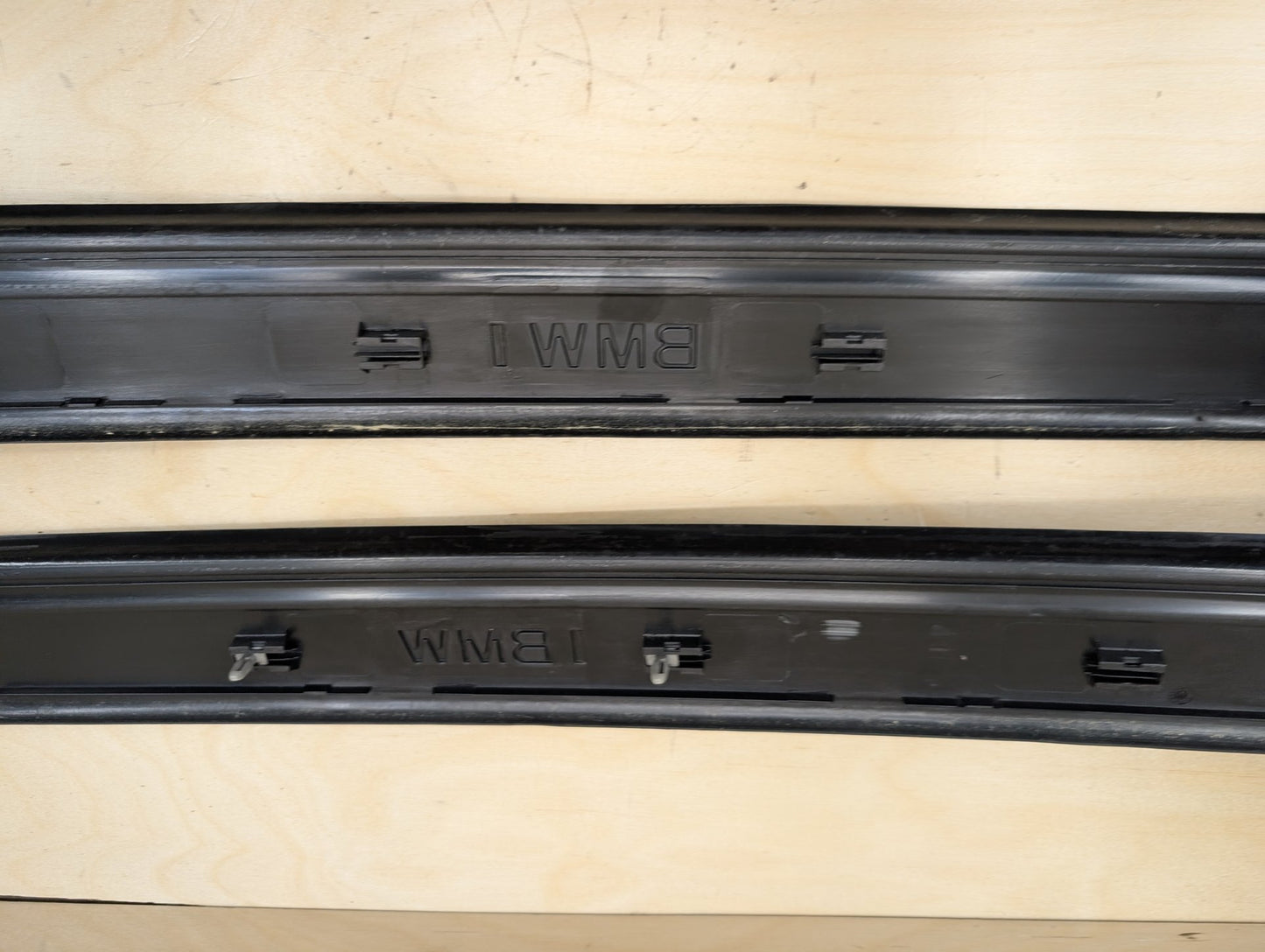 2007-2013 BMW 335i E93 Front Left Right Scuff Plate Door Sill SET 7178597