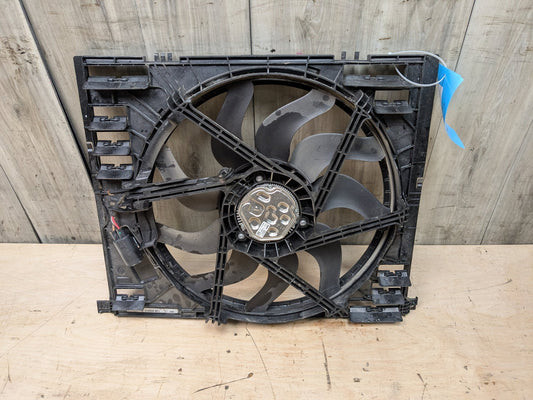 2021-2026 BMW 430i G22 Radiator Fan Shroud Housing w/ Motor 8666816