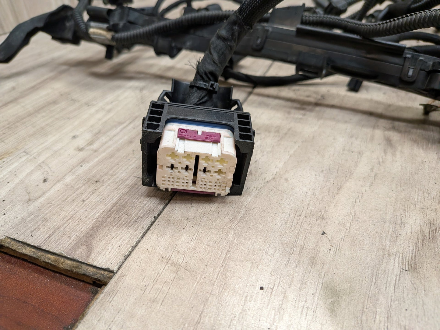 OEM BMW G05 G07 G12 G30 Engine N63R N63M Cable Injector Valve Wiring Harness 5-8