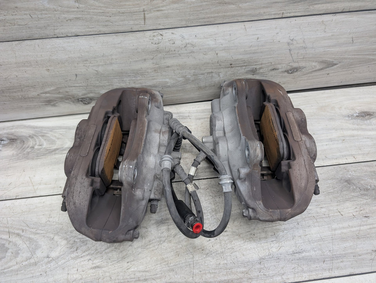2014-2019 BMW 340 F34 Front Left Right Brake Caliper SET 6850931