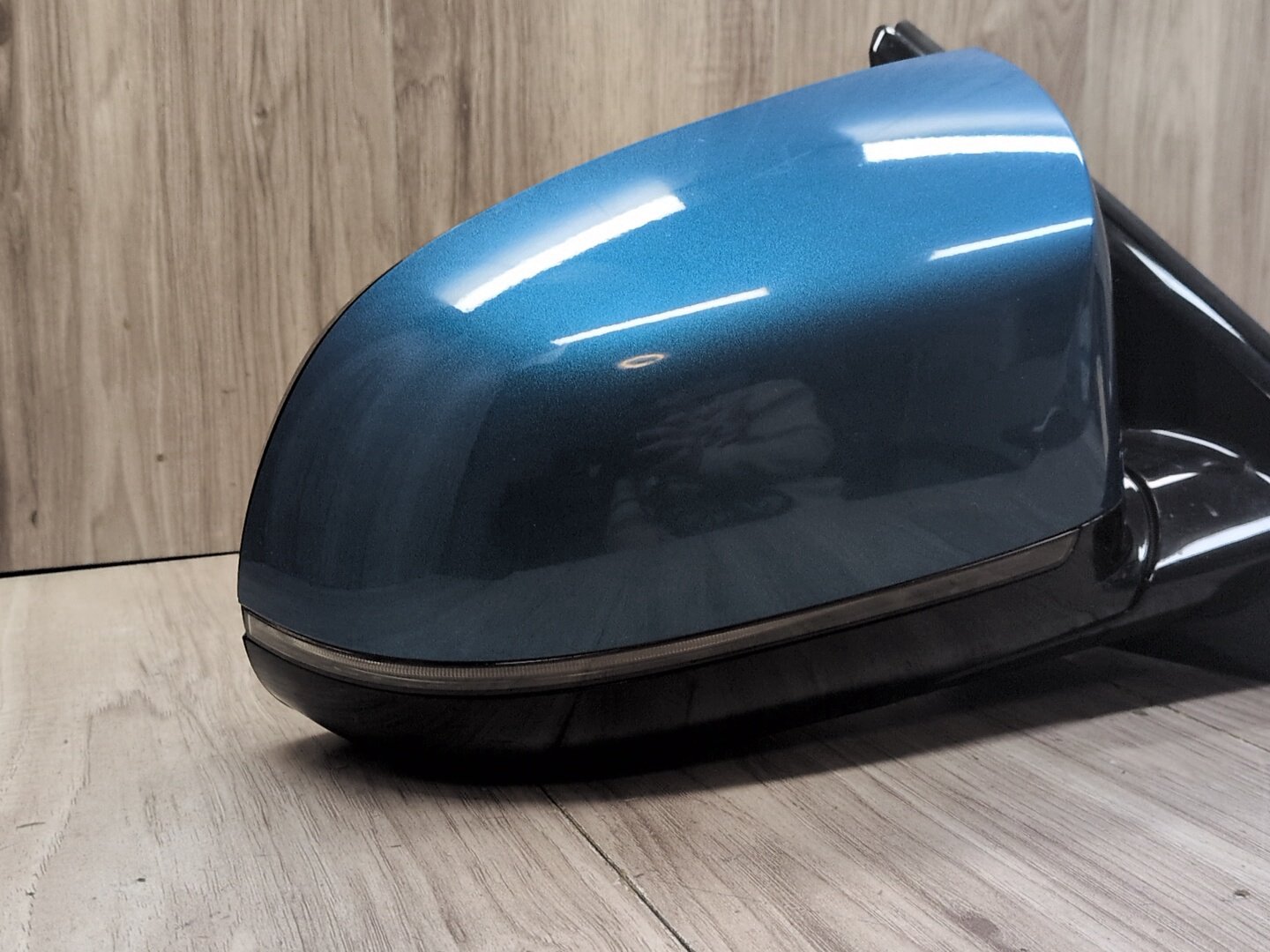 2015 - 2019 BMW X6 F86 Front Right Passenger Side Mirror Assembly 8073648 S63B44T2