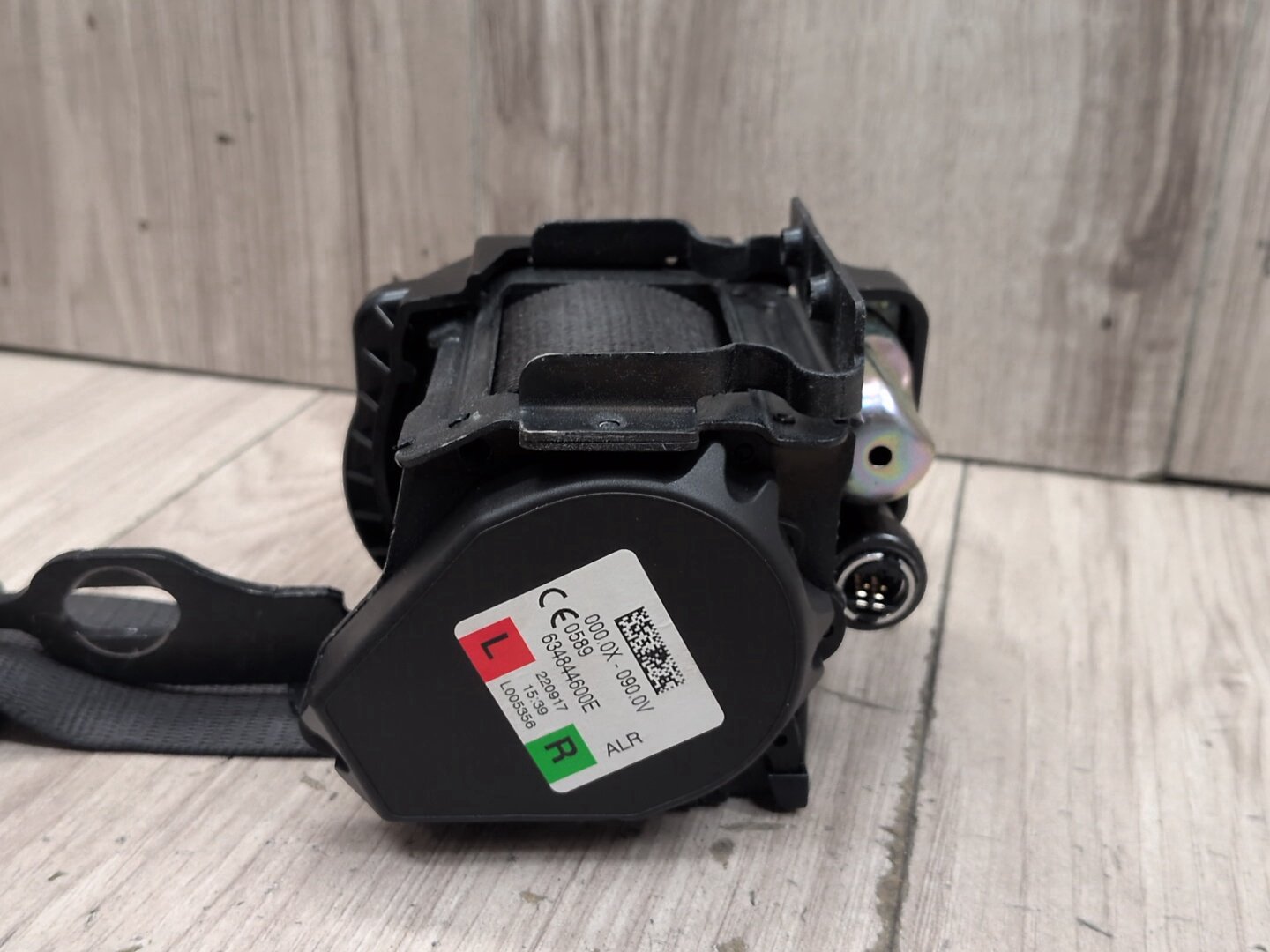 OEM BMW F90 M5 G30 530 540 Rear Left Right Upper Seatbelt Seat Belt Retractor