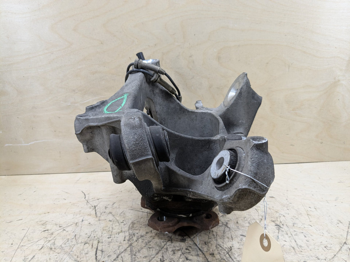 2016-2019 BMW 740i G12 Rear Left Driver Spindle Knuckle w/ Bearing 6861135 OEM