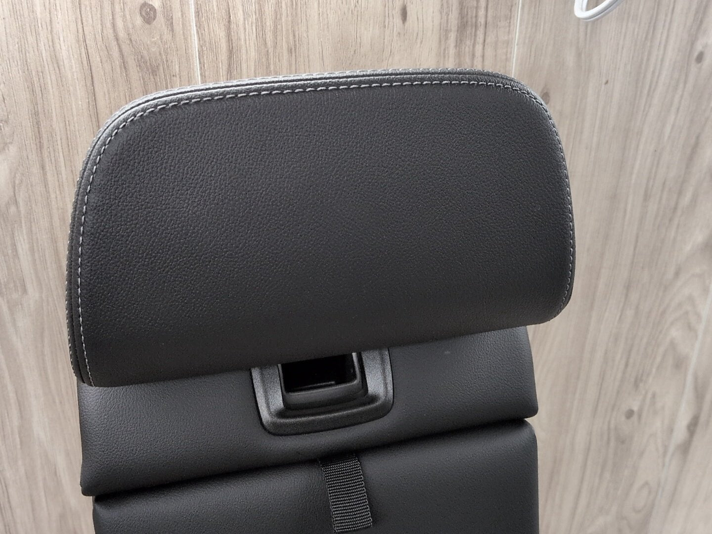 2022 BMW M340i G20- Rear Center Middle Seat W/ Cupholder Armrest Assembly Black Leather