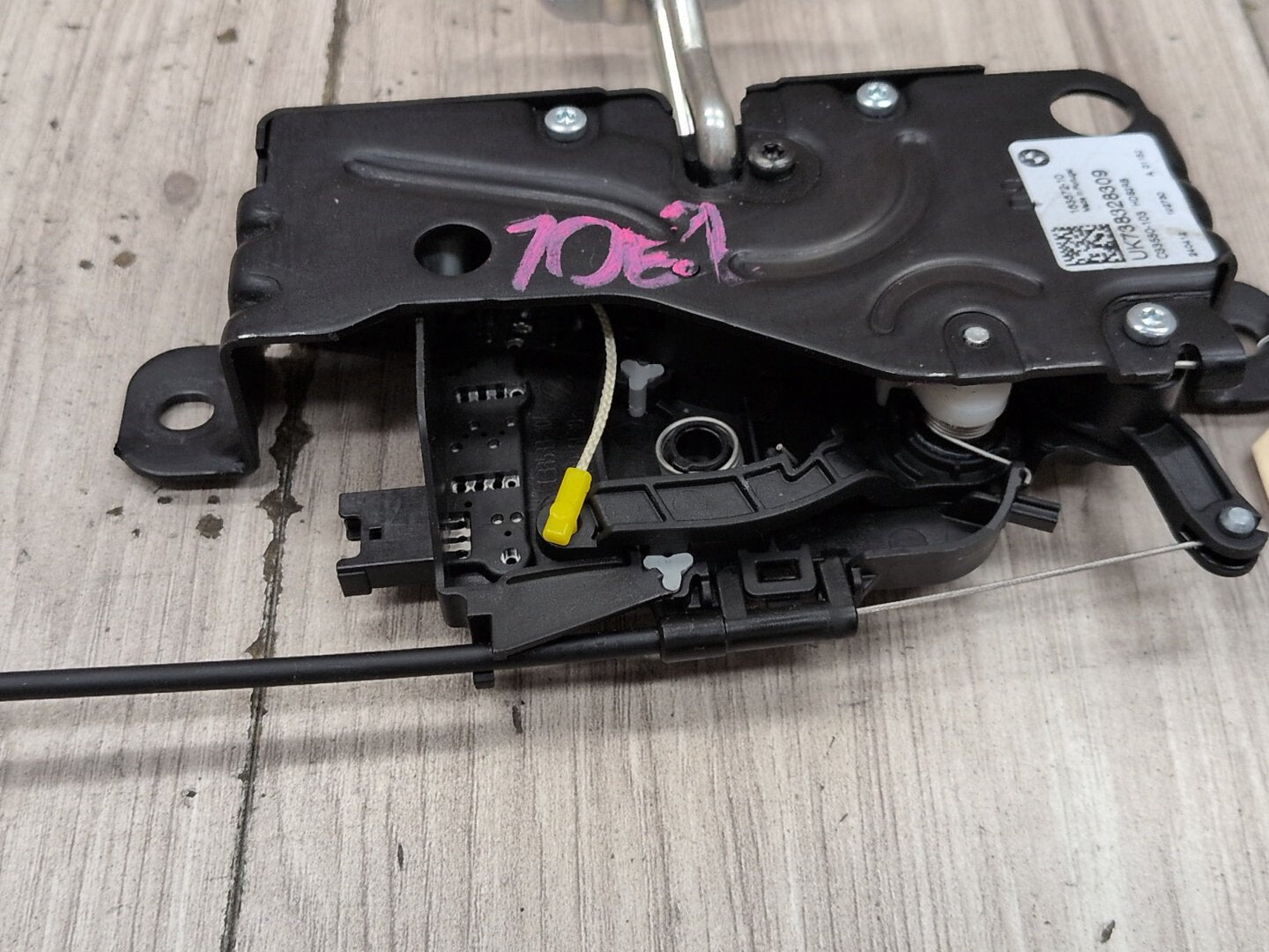 2017 - 2022 BMW M2 G87 Liftgate Trunk Lid Liftgate Lock Latch Actuator 7383283 S58B30T0