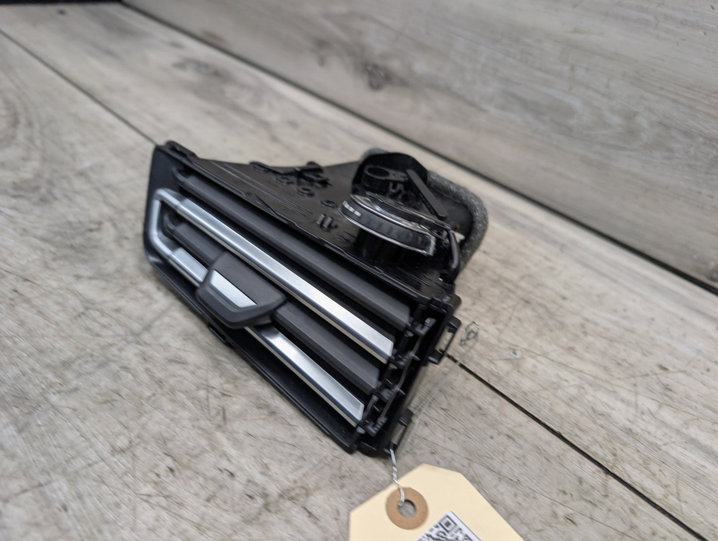 OEM BMW F95 F96 G05 G06 G07 X5 X7 PRE-LCI Right Passenger Fresh Air AC Vent