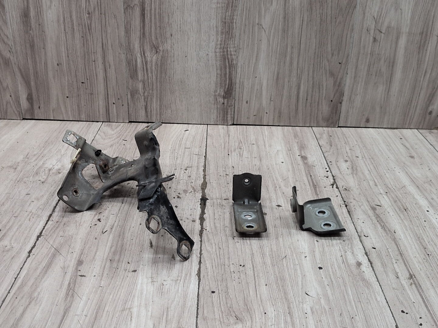 2016-2022 BMW 750i G12 Front Left Driver Fender Brackets SET 7413401 OEM