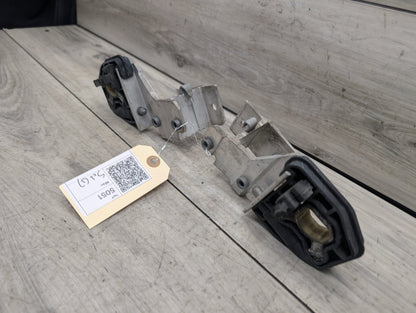 2014 - 2019 BMW 340 F34 Radiator Lower Mounting Brackets SET 8620733 B58B30M0
