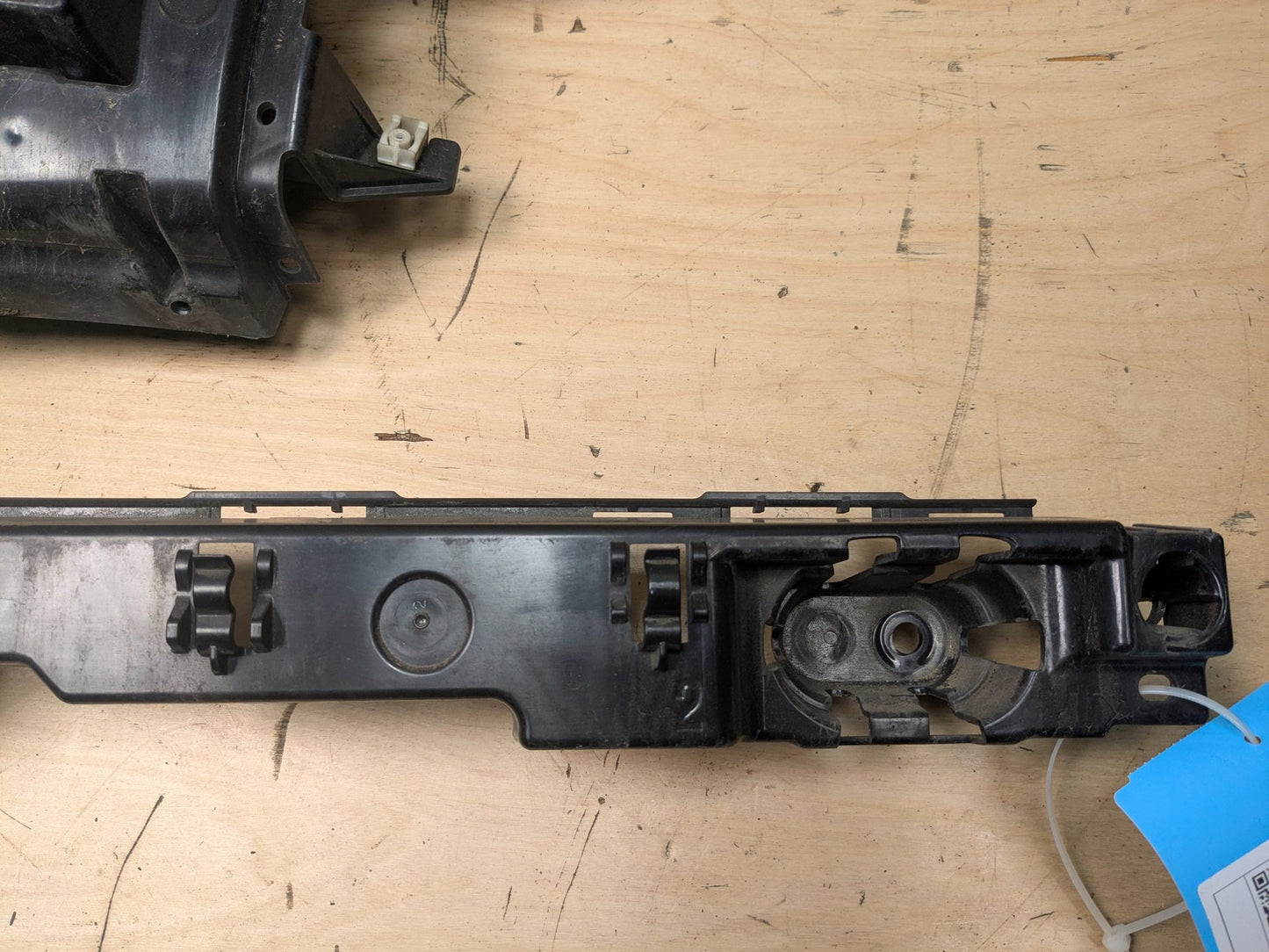 2018 - 2020 BMW X3 G01 Rear Left Driver Bumper Support Brackets SET 7400667 B58B30M0