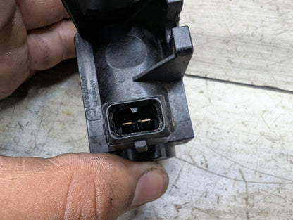 2014 - 2018 BMW X5 F15 Turbo Boost Pressure Solenoid Valve 7626351 N63B44O1