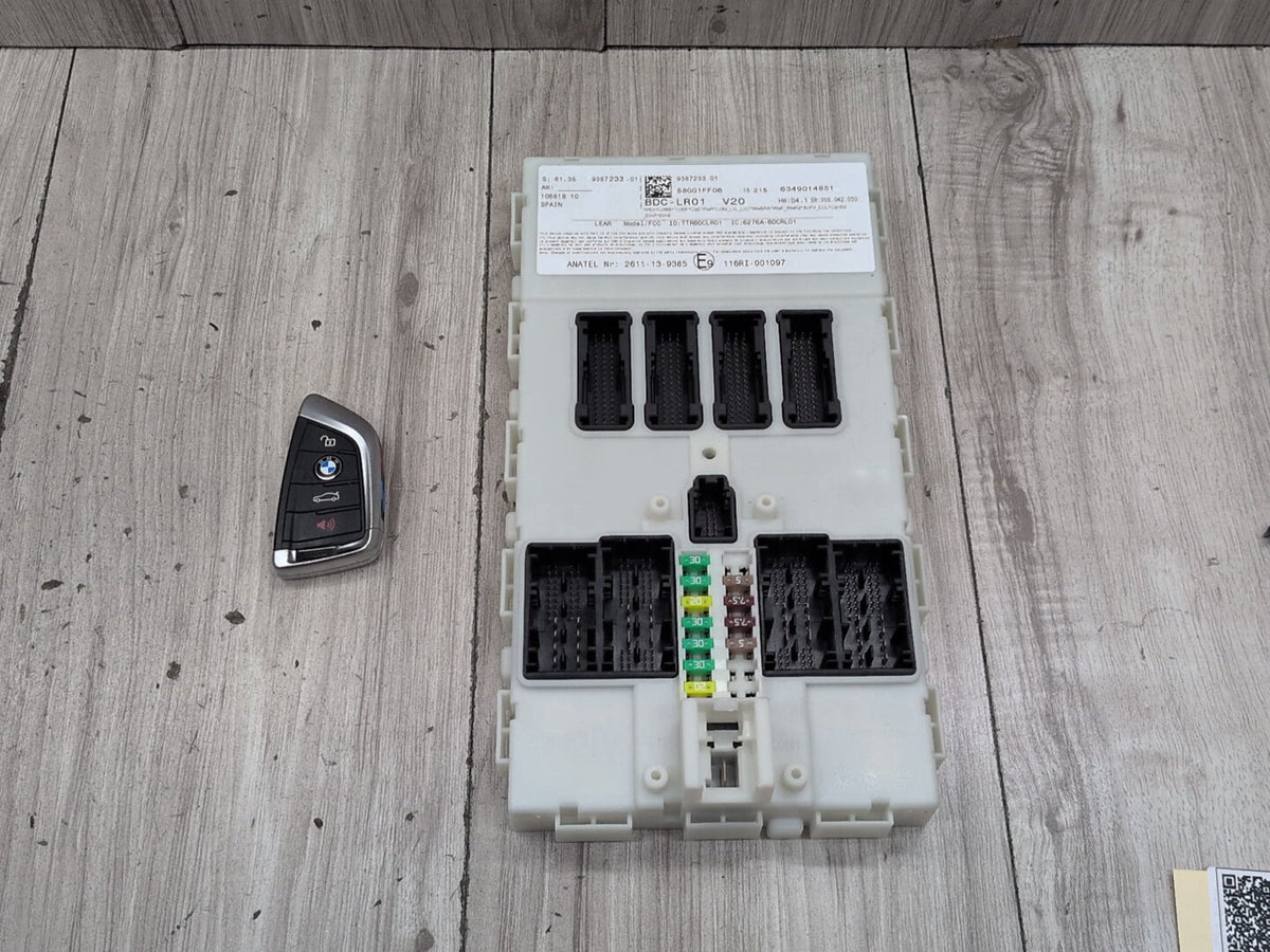 2015-2018 BMW X5 F85 Bdc Body Domain Fem Control Module w/ Key 9387233 OEM