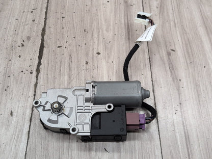 2009-2012 Mercedes-Benz E550 W212 Sunroof Sun Roof Glass Motor A2188200142 OEM