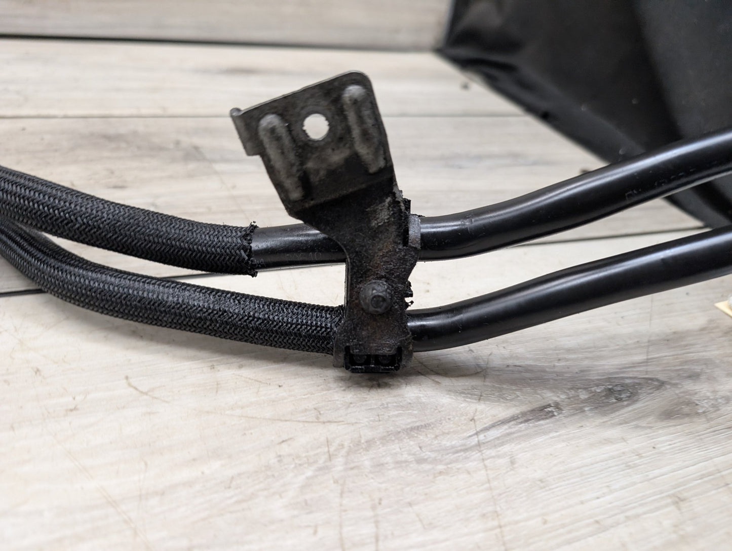 BMW E70 X5 N55B30A Transmission Oil Cooler Hose Pipe Lines 7628062