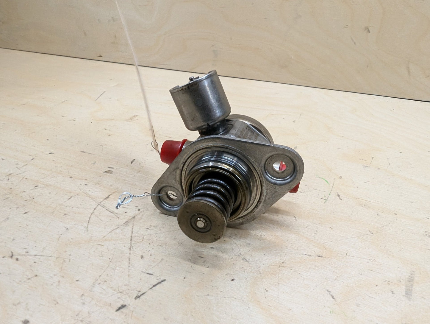 OEM BMW E88 E92 E93 F10 F15 F22 F30 F32 Engine N55 HPFP High Pressure Fuel Pump