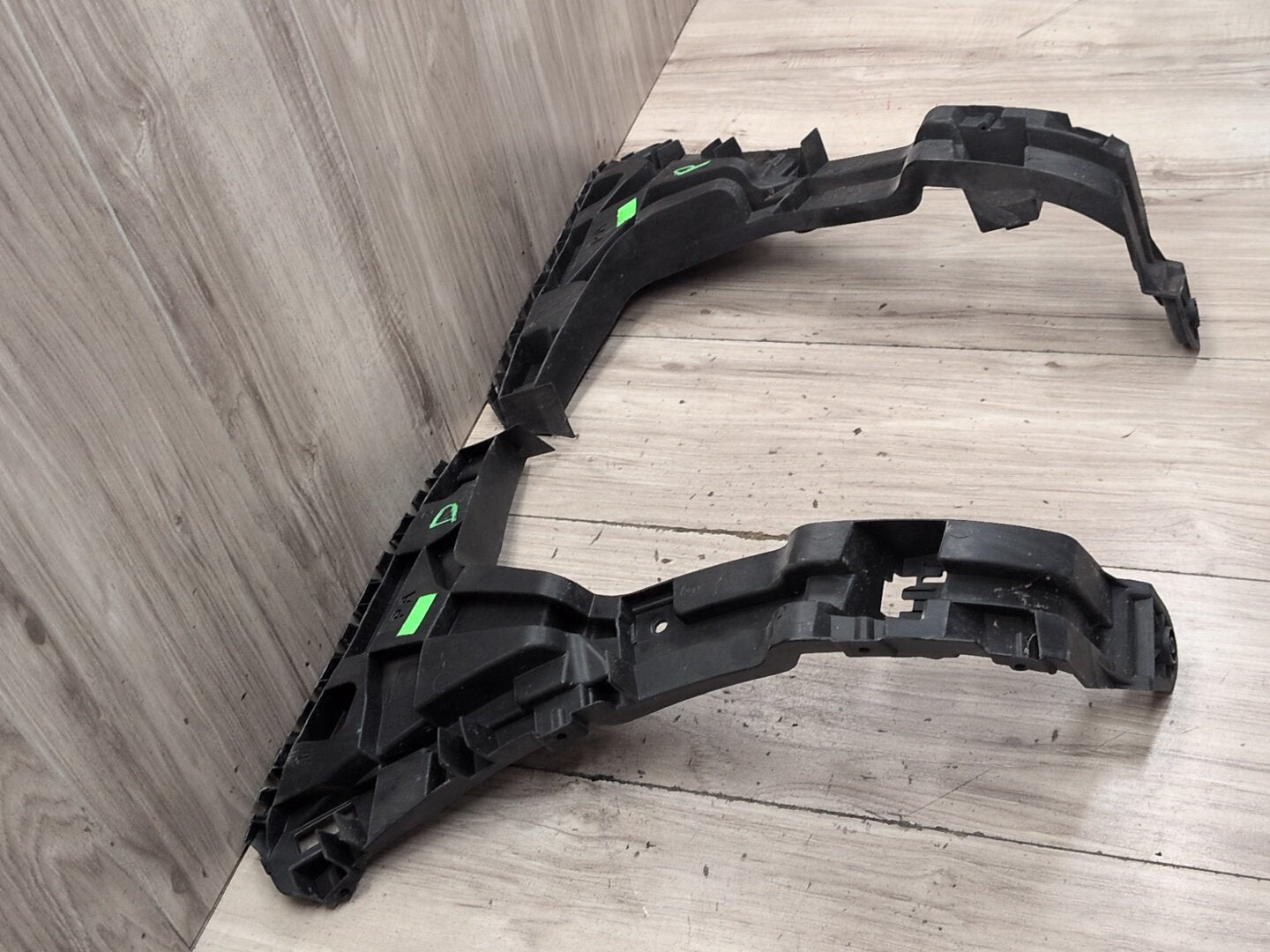 2015-2018 Audi Q3 Rear Left Right Bumper Support Mount Brackets SET 8U0807453B