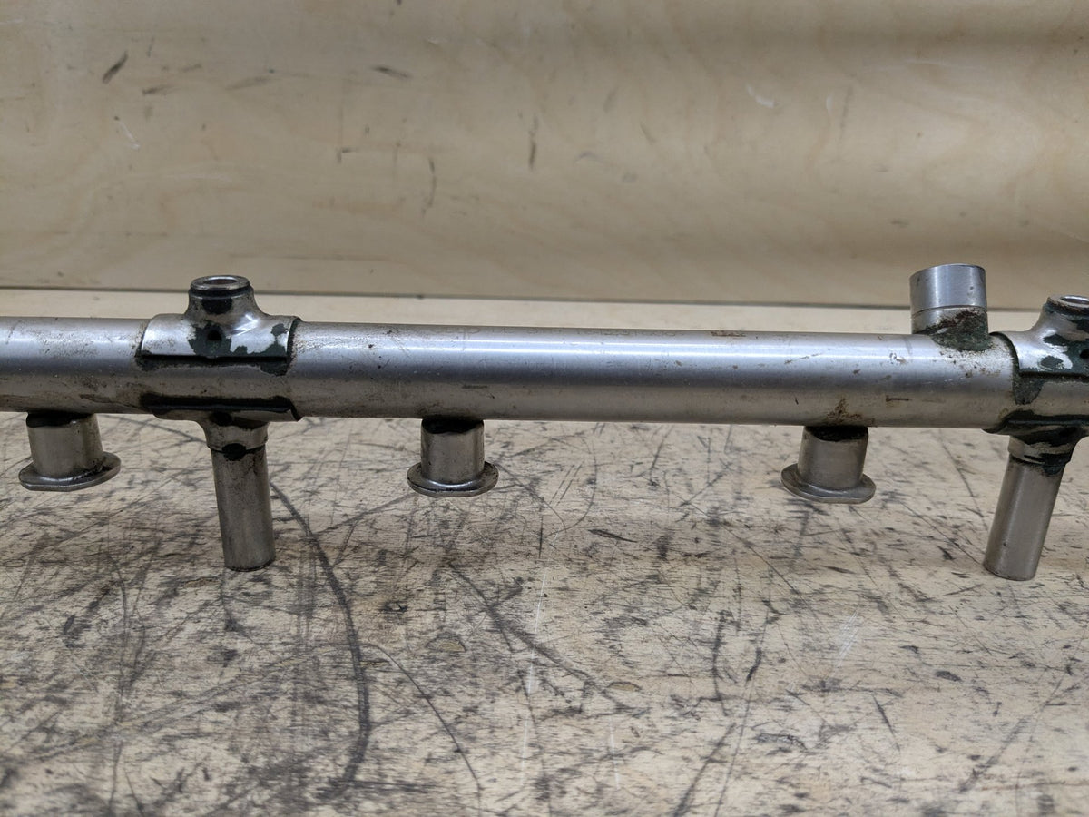 2012-2018 Audi C7 A6 CYNB Engine Motor Fuel Injector Rail Line 06K133317G
