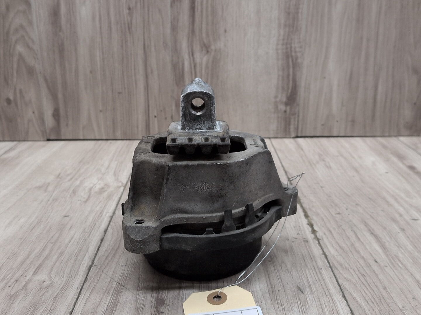2019 - 2026 BMW X5 G05 Right Passenger Engine Bracket Support Mount 2987947 N63B44M3
