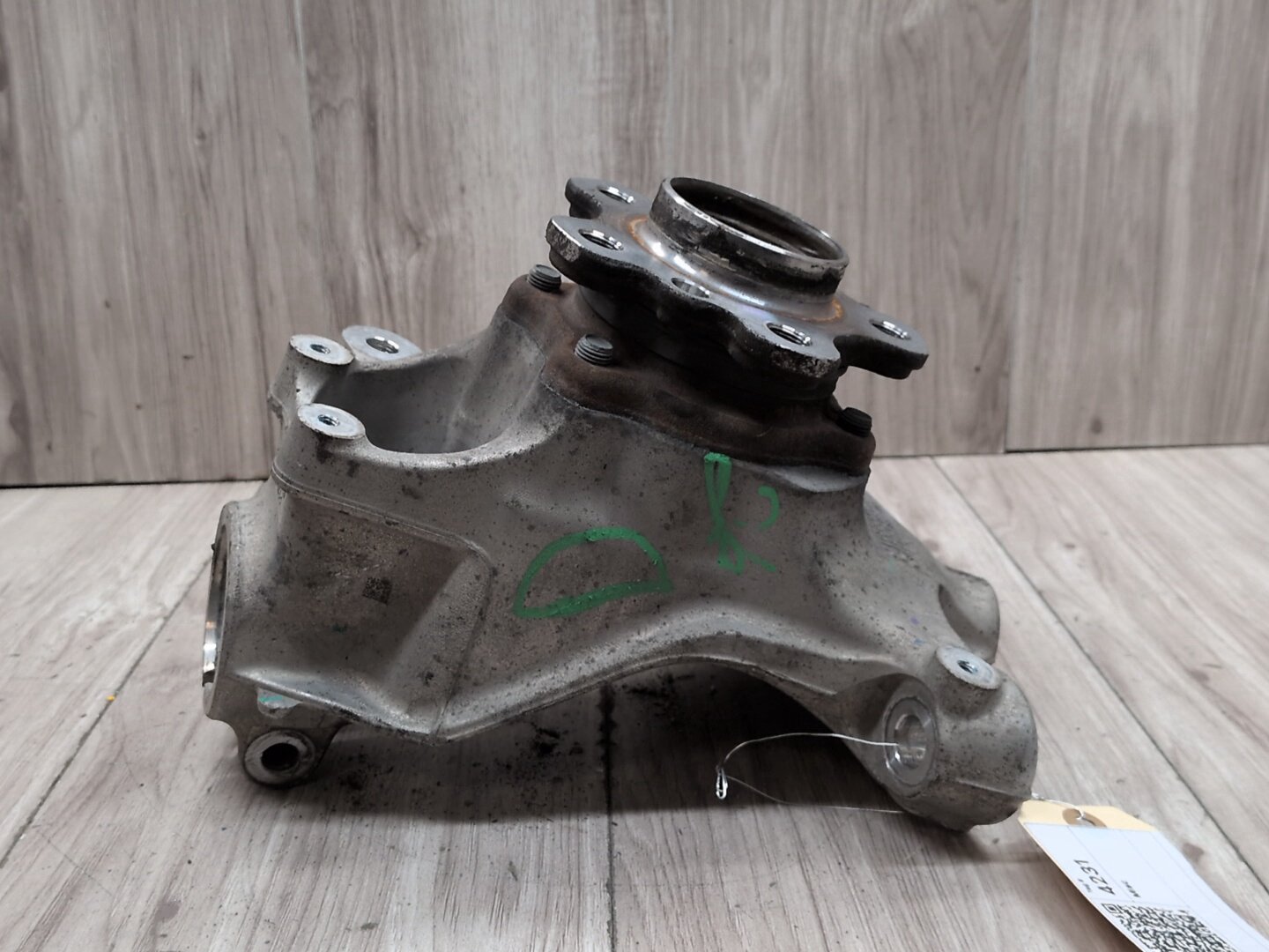 OEM BMW G20 G22 G23 330 M340 FRONT Left Driver Hub Spindle Knuckle Bearing RWD