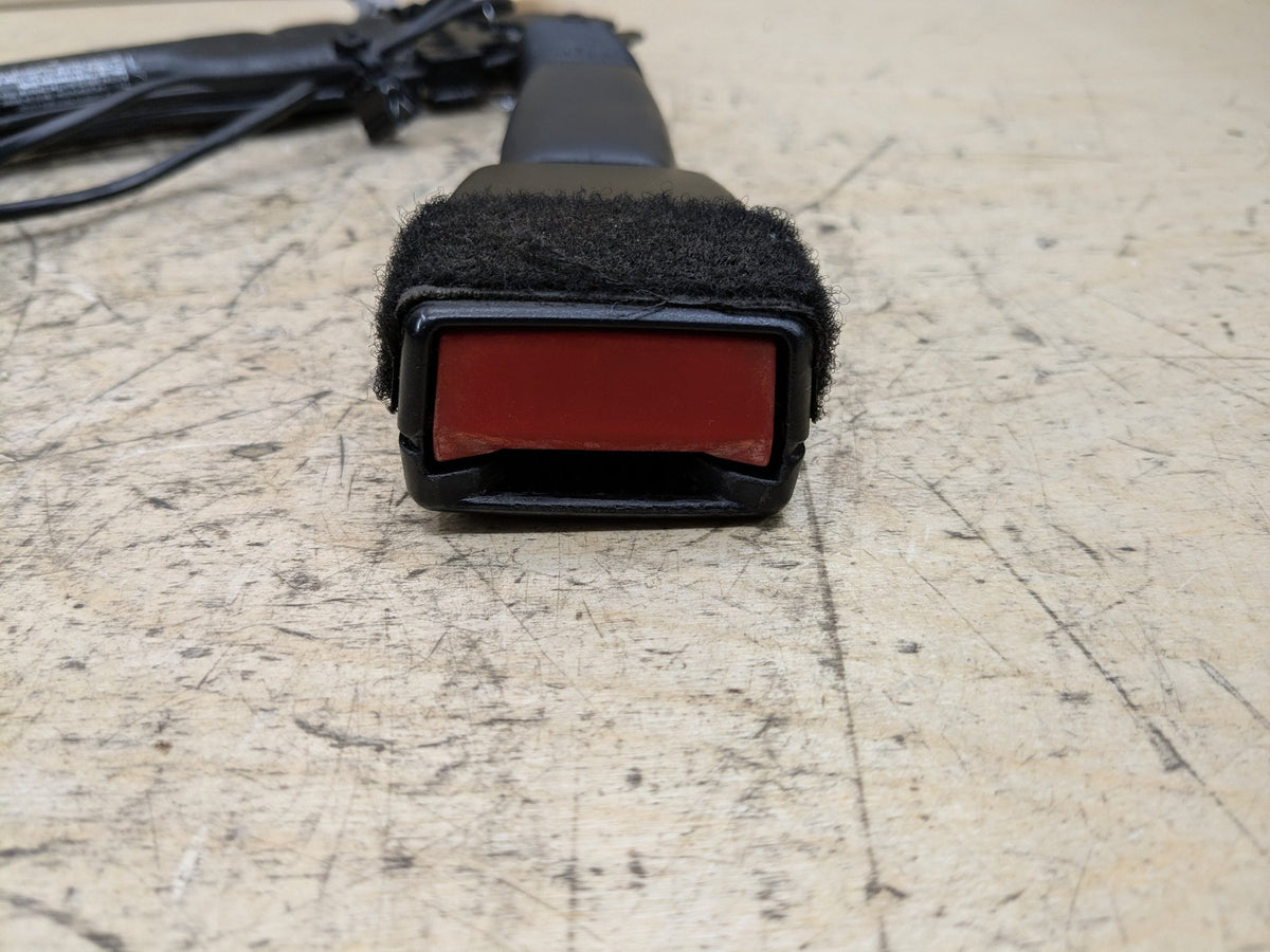 2007-2013 BMW 335i E92 Front Left Driver Seatbelt Seat Belt Buckle 7126295 OEM