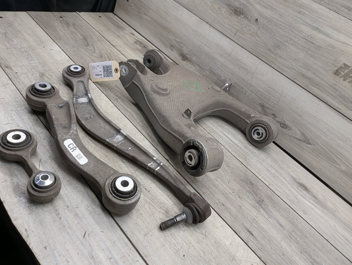 2011-2016 BMW 535i F10 Rear Right Passenger Control Arms SET 6784350