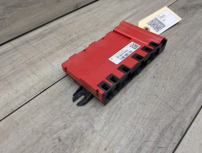 OEM BMW F22 F30 F32 F36 F80 F82 Positive Battery Distributor B+ Power Fuse Box