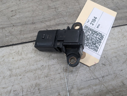 2018 - 2024 BMW X3 G01 Manifold Absolute Pressure (MAP) Sensor 8657300