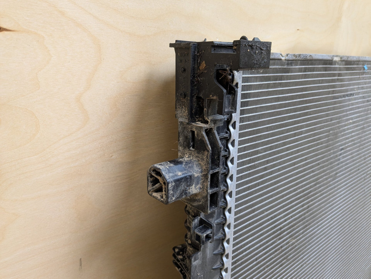 2018 - 2024 BMW X3 G01 Cooling Radiator 8642743 B46B20O1