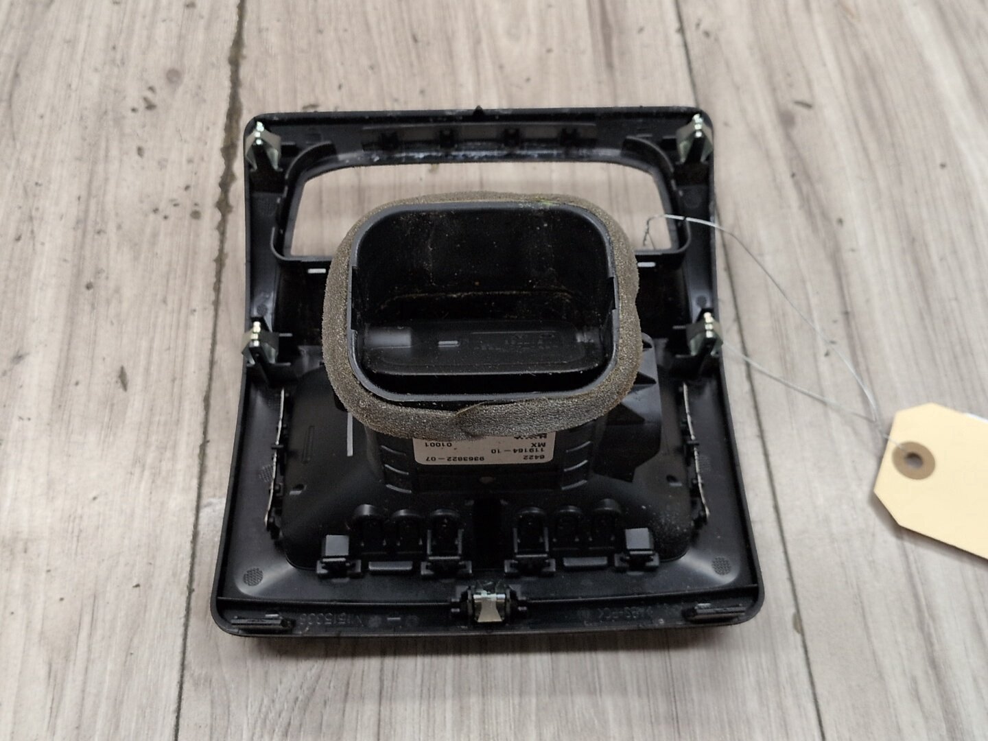 18-21 OEM BMW G01 G02 F97 F98 X3 Rear Interior Center Console Air Vent Grille