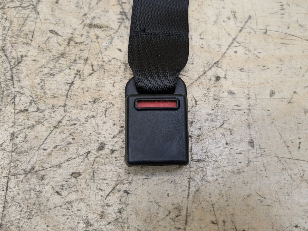 17-23 OEM BMW G30 530 F90 M5 Sedan Rear Left 2nd Row Center Seat Belt Buckle