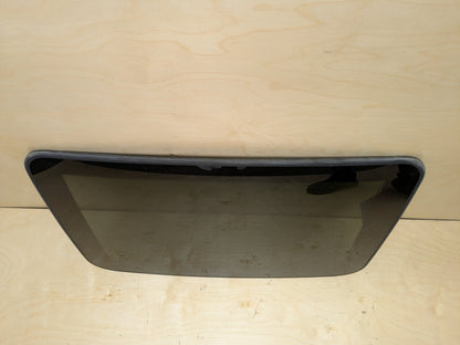 2019 - 2026 BMW 330i G20 Front Sunroof Sun Roof Glass 8737865 B46B20O1
