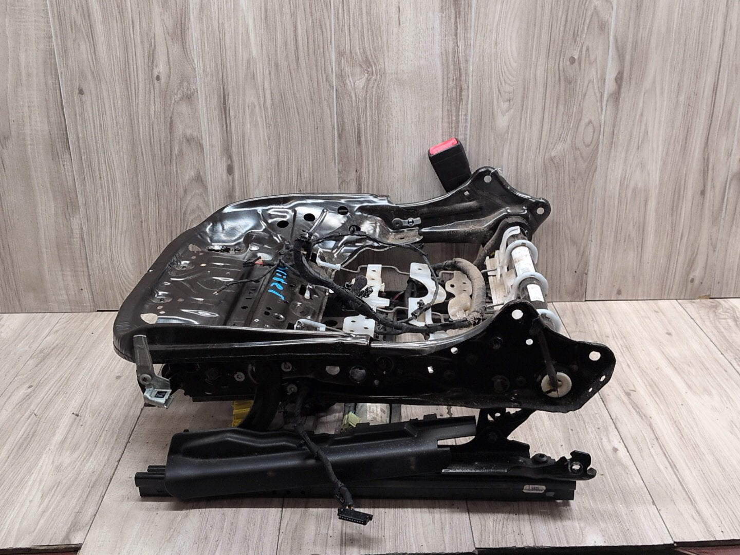OEM BMW F97 G01 G02 G20 Electrical Front Left Driver Lower Seat Frame w/ Motors