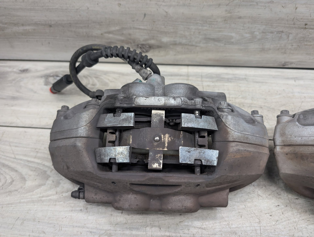 2014-2019 BMW 340 F34 Front Left Right Brake Caliper SET 6850931