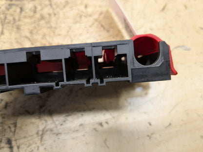 OEM BMW G11 G12 G14 G15 G16 G30 B+ Junction Terminal Power Relay Fuse Box
